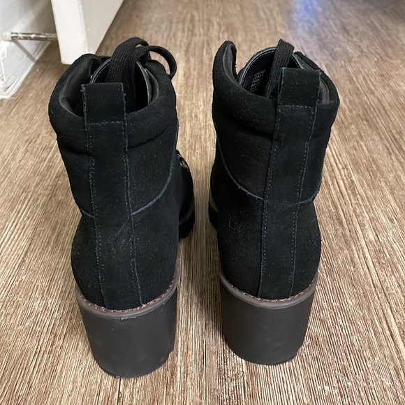 Caslon boots, new condition - Picture 3 of 4